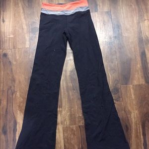 Lululemon pants size 2